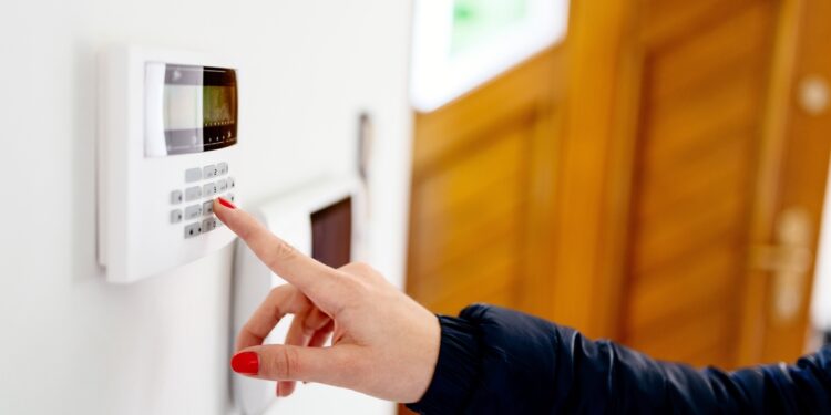 Common problems with a burglar alarm